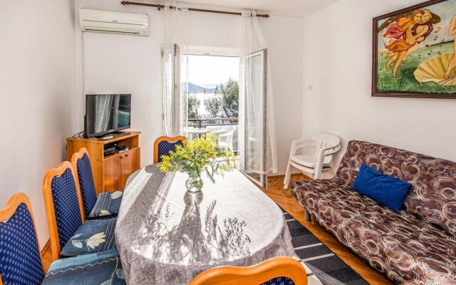 Awesome Apartment in Klek With 2 Bedrooms and Wifi