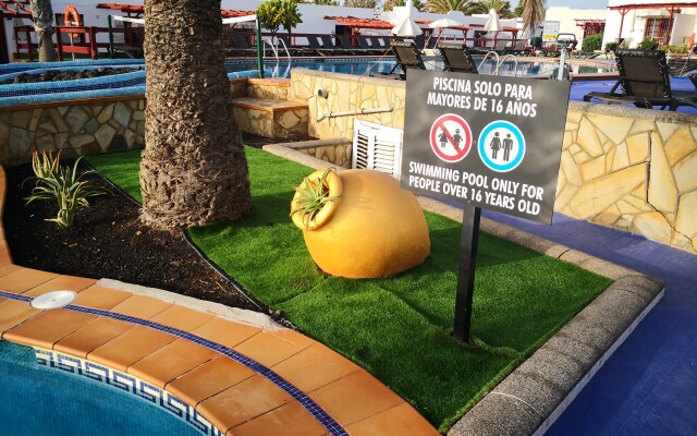 Castillo Beach Club35610