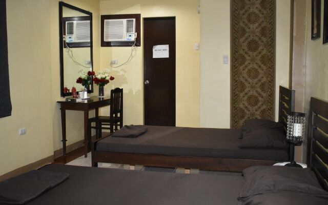 Nikita's Place Hotel