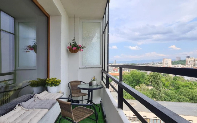 Panoramic and Spacious Flat near the City Centre