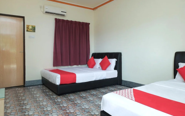 OYO 89928 Acf Guest House