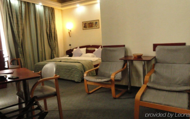 Relax Comfort Suites