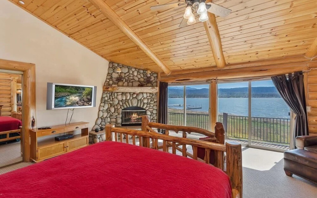 003 Northern Exposure Home