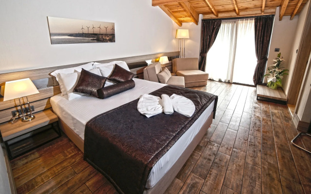 S3 Seahorse Beach Club & Hotel