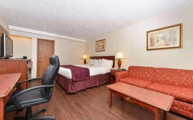 Quality Inn & Suites Indio I-10