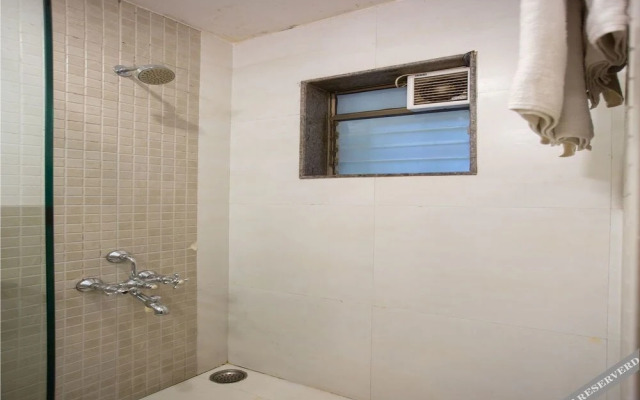 OYO 10440 Hotel Surabhi