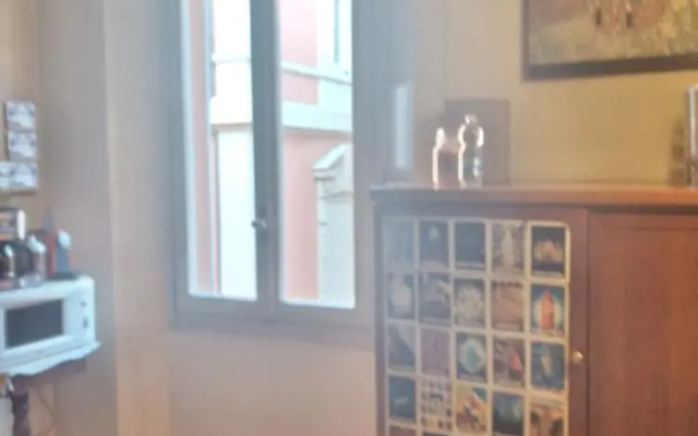 Room-room With Private Bathroom In Bolog