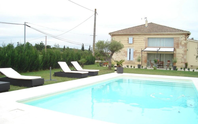 Maison d'Hôtes L'OUSTAL D'ADELE