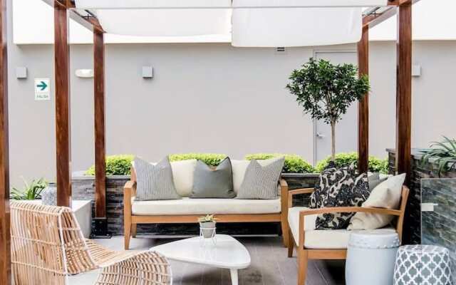 w Cozy 2BR in Luxury Building in Barranco