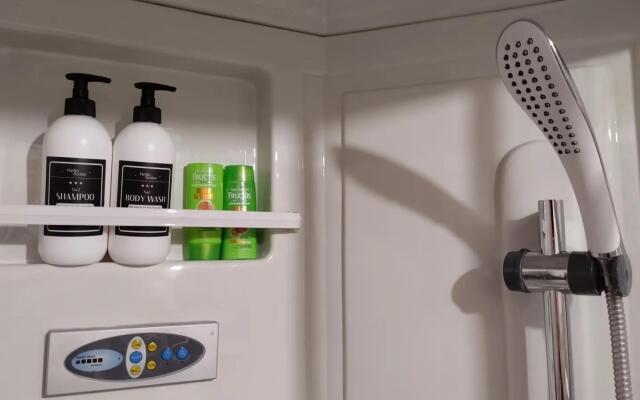 Apartments on 42 Williams Street