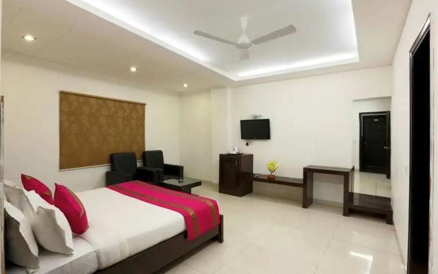Hotel Anand Lok Inn Mahipalpur, IGI Delhi Airport