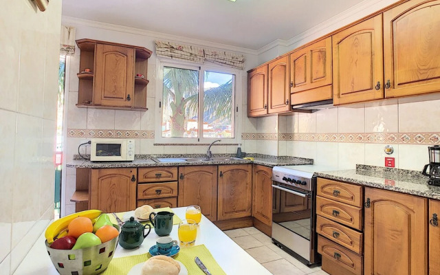 Sea N' Sun Apartment