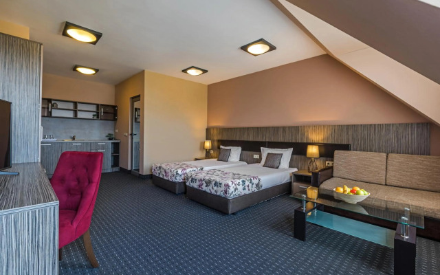 Plaza Hotel