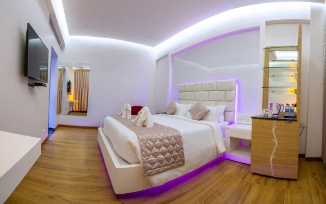 La Vivanta Hotel