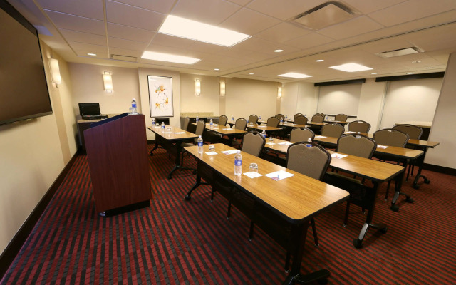 Hyatt Place Flushing/LaGuardia Airport