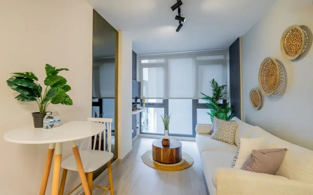 w Majestic 1BR w Fantastic Deco in Casco View