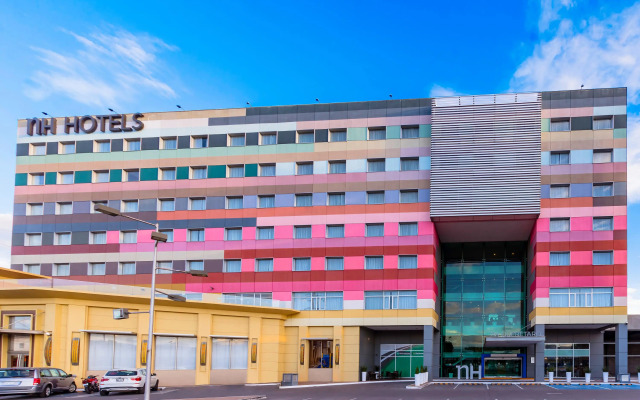 hotelImage
