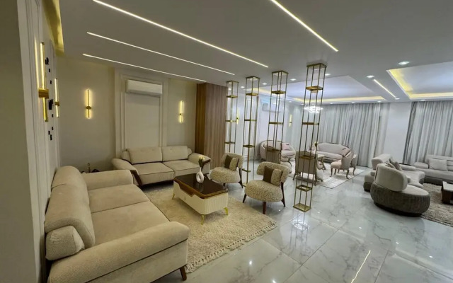 villa with garden in continental COMP