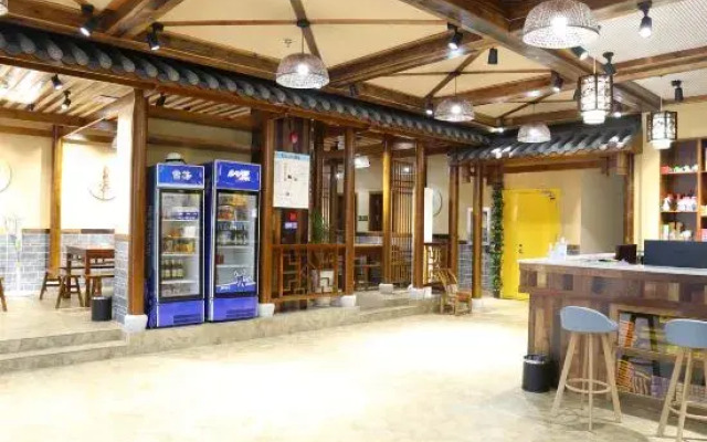 Yishanju Smart Hotel