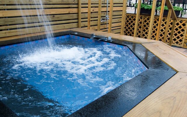 Lishiuan International Hotel