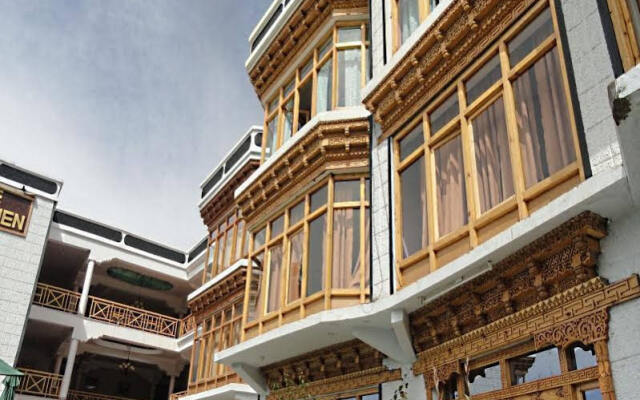 The Leh-Chen Hotel