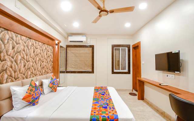 FabHotel Dreamworld Residency