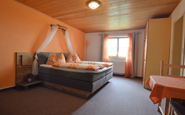 Spacious Apartment With Garden in Bürserberg
