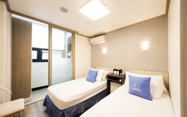 K Guesthouse Sinchon 2