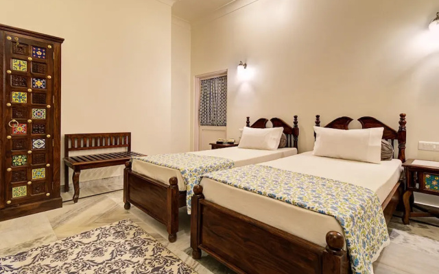 Ashapura Niwas by Vista Rooms
