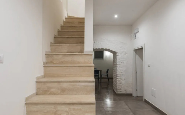 Vatican Suite 2 Levels Completely Renovated