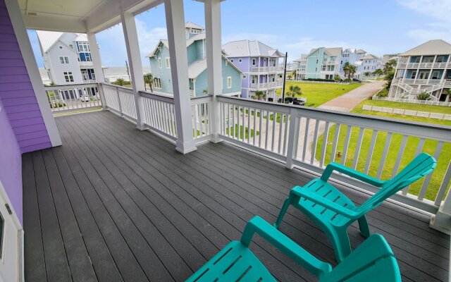 The Conch Castle 5 Bedroom Home