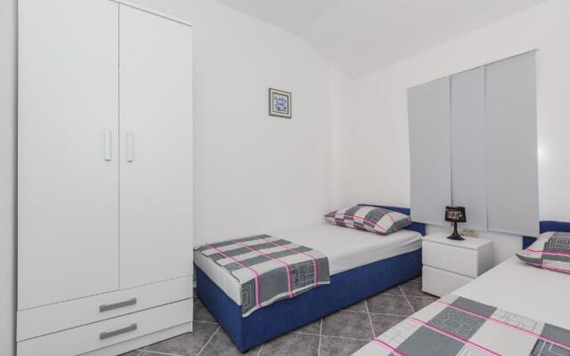 Apartment Viljac