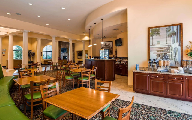 Best Western Plus Westgate Inn & Suites