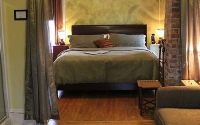Whispering Pines Bed & Breakfast