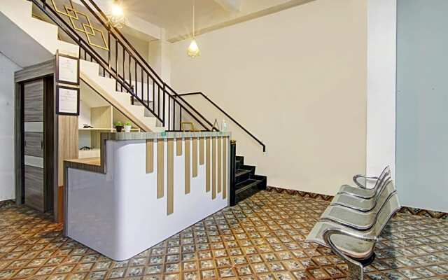 OYO 90704 Nabila Residence Syariah