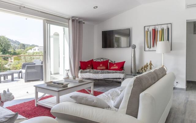 Villa in La Cadiere-d'azur With Private Pool