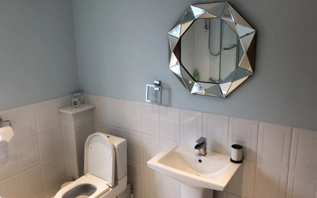 Beautiful 4-bed House in Telford