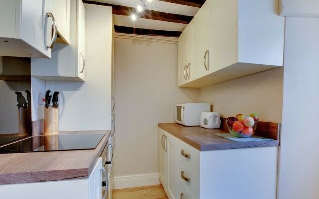 Traditional Holiday Home With Modern Kitchen