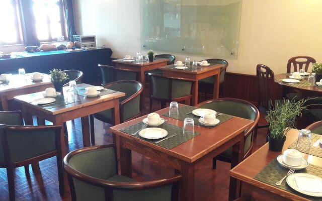 Hotel Trindade Coelho