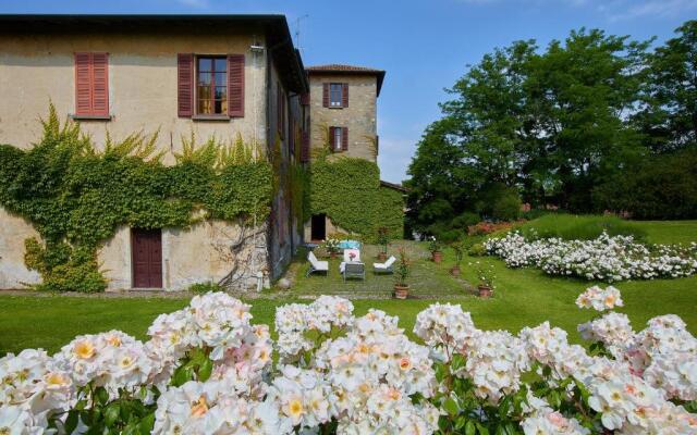 Palazzo Milesi, Villa esclusiva del '600 in Franciacorta