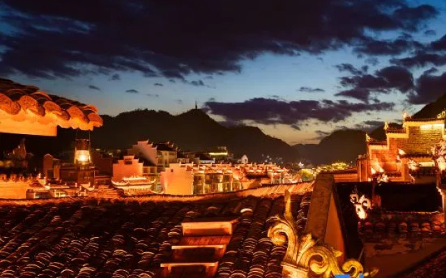 Riverside courtyard of Luan Xiyin mountain, Zhenyuan