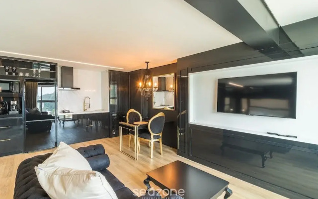 Apartments 850m From Praia Brava - RCX