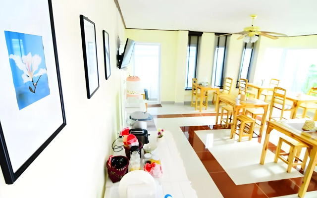 Laksasuk House
