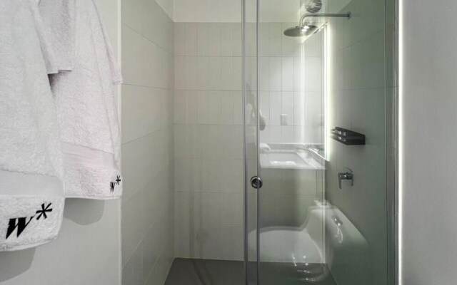 w Phenomenal 2BR With Balcony in San Isidro