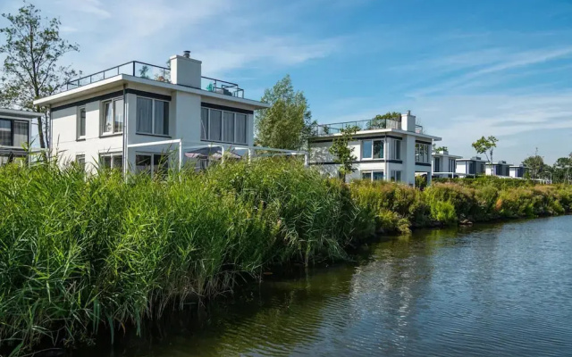 Nice Chalet With Dishwasher, Near the Veluwemeer