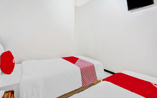 Hotel O Kalimantan Surabaya Syariah – Guest Rooms – Surabaya