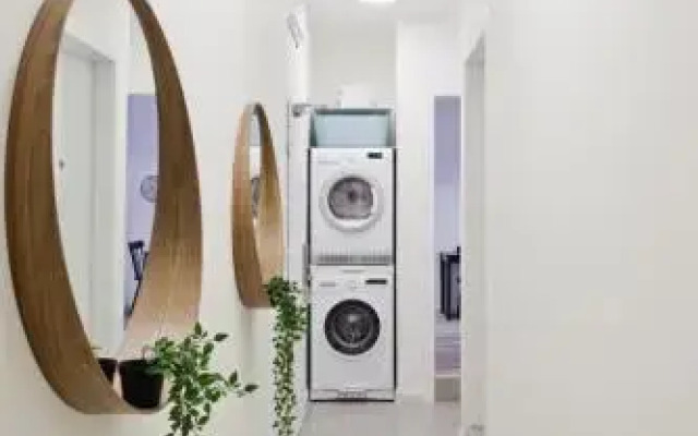 Sun Bay Studio Apartments