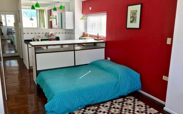 Bright, open view studio at Reconquista 870