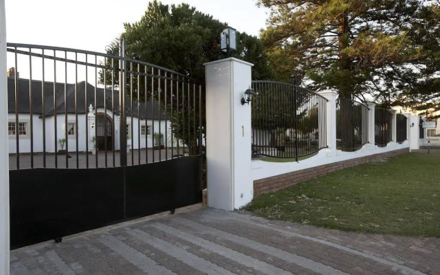 The Sanctuary Guest House Estate