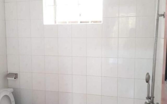 Duong Sat Hotel by ZUZU